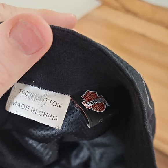 Harley-Davidson Black Skull Design Cap - Picture 5 of 6